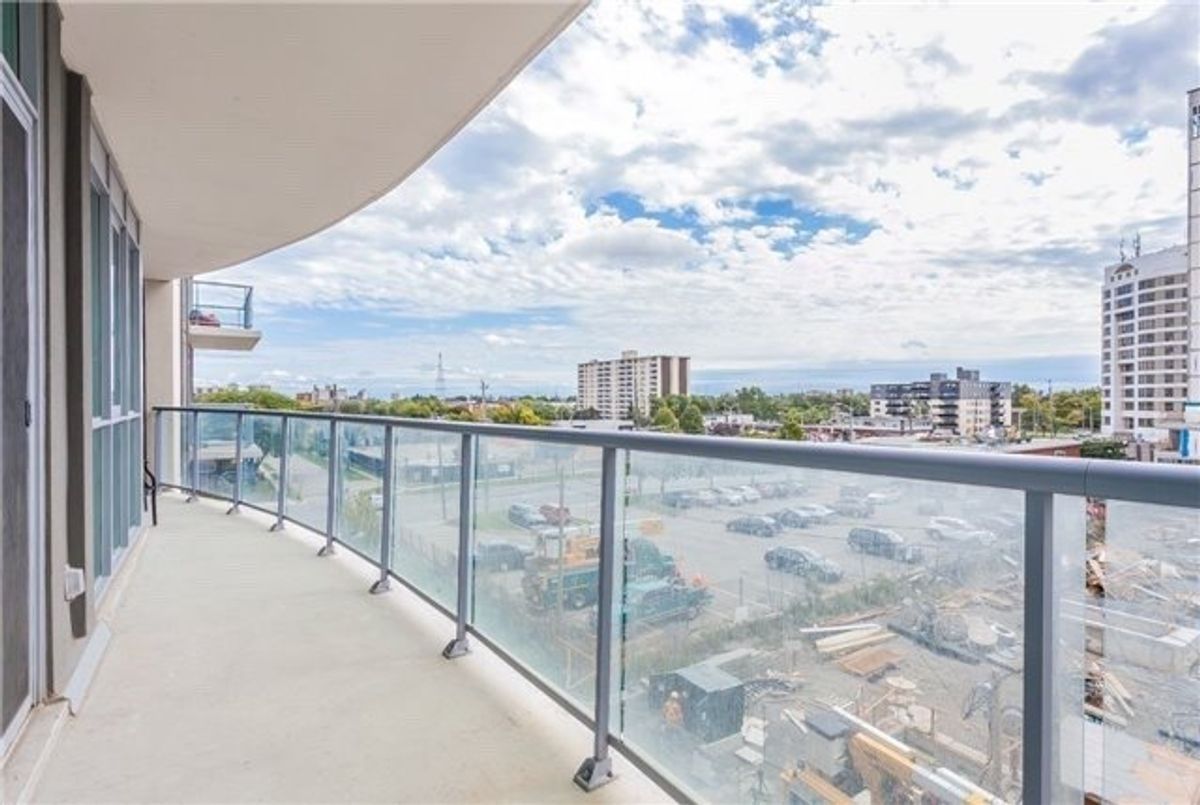 img-gallery