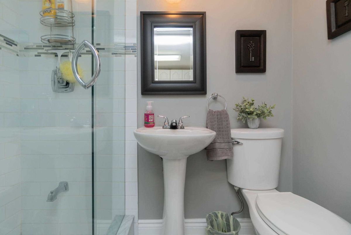 81 Regency Sq 81 Regency Sq Toronto