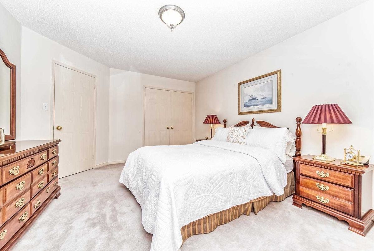 1143 Gloucester Sq 1143 Gloucester Sq Pickering