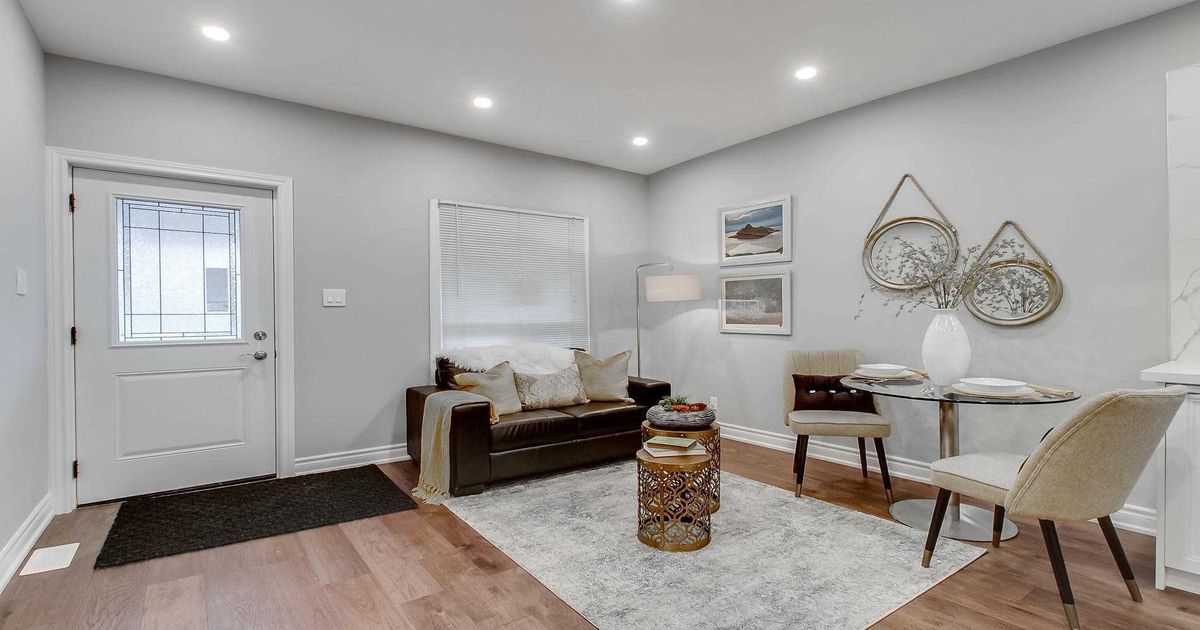 1119 Craven Rd Toronto