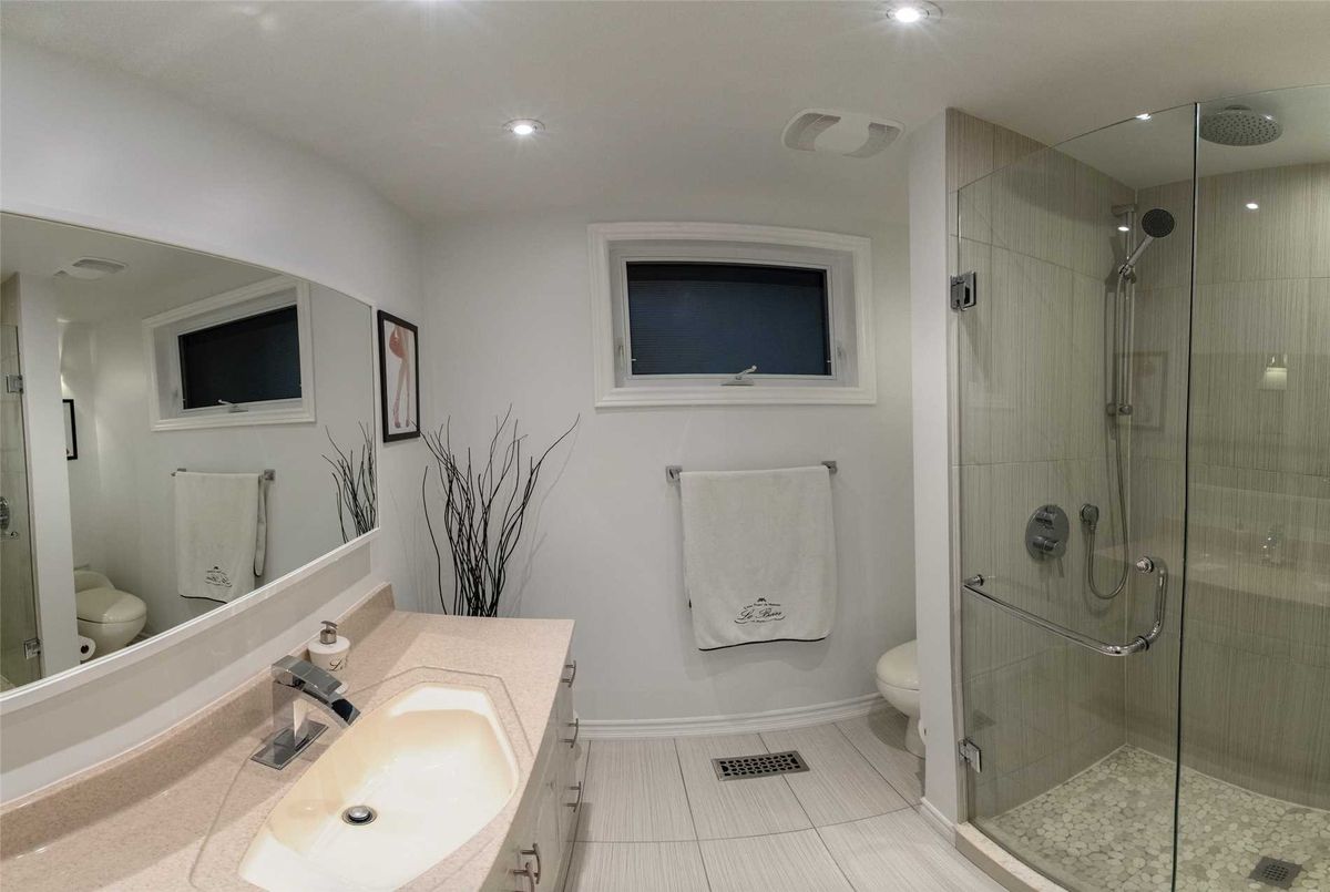 3225 Greenwood Rd 3225 Greenwood Rd Pickering