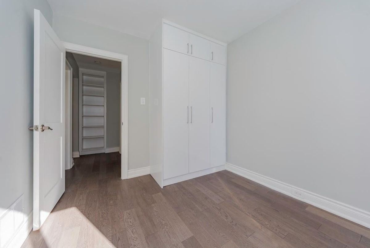 12 Norlong Blvd 12 Norlong Blvd Toronto