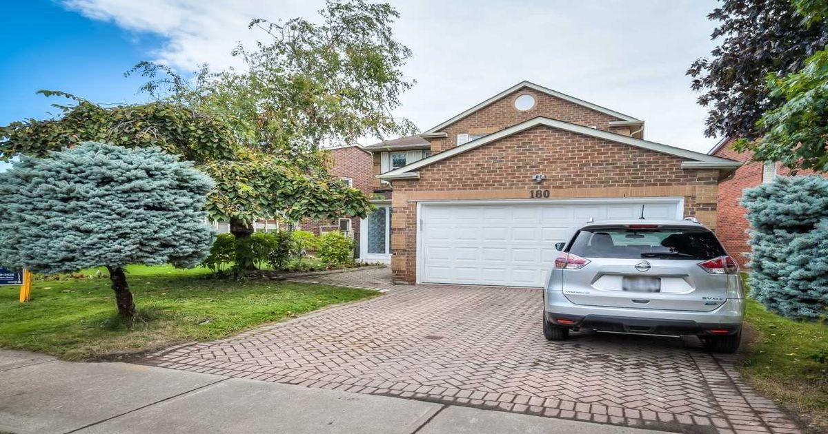 180 Port Royal Tr Toronto