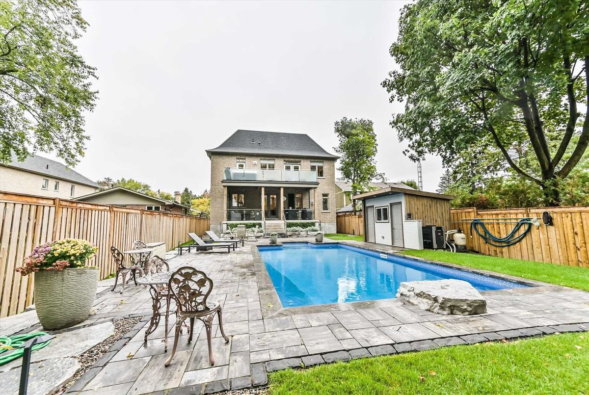 810 Douglas Ave 810 Douglas Ave Pickering