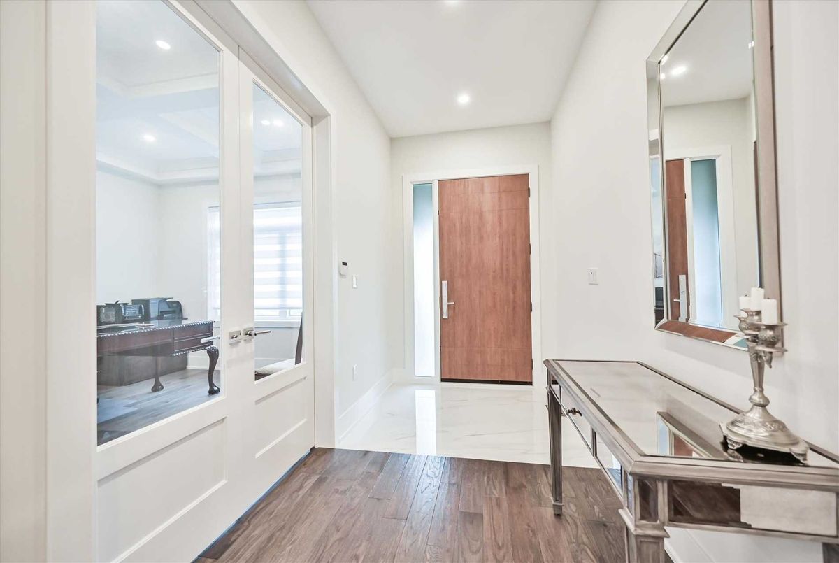 810 Douglas Ave 810 Douglas Ave Pickering