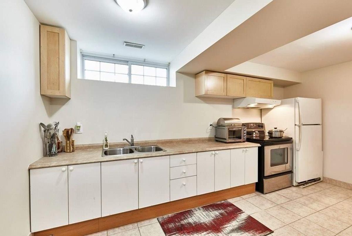 94 Kings Cres 94 Kings Cres Ajax