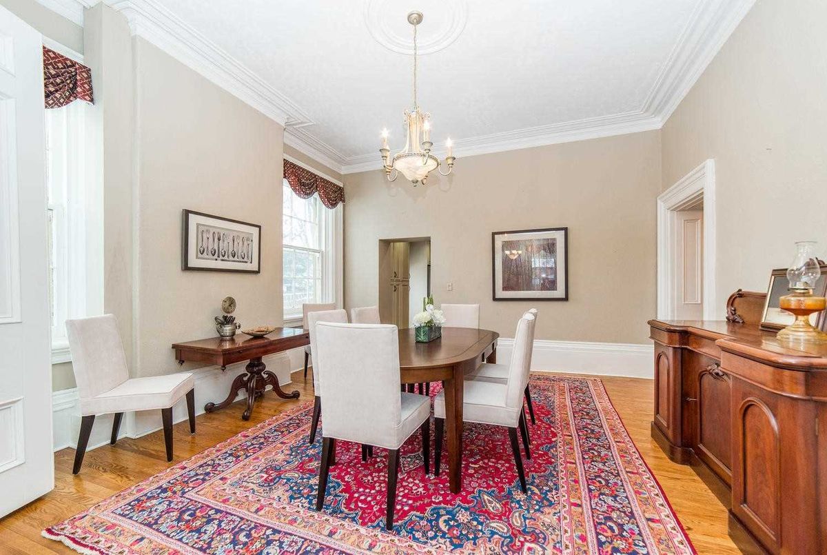 918 Centre St S 918 Centre St S Whitby