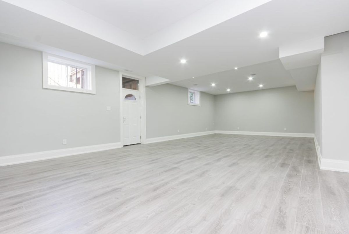 60 Adanac Dr 60 Adanac Dr Toronto