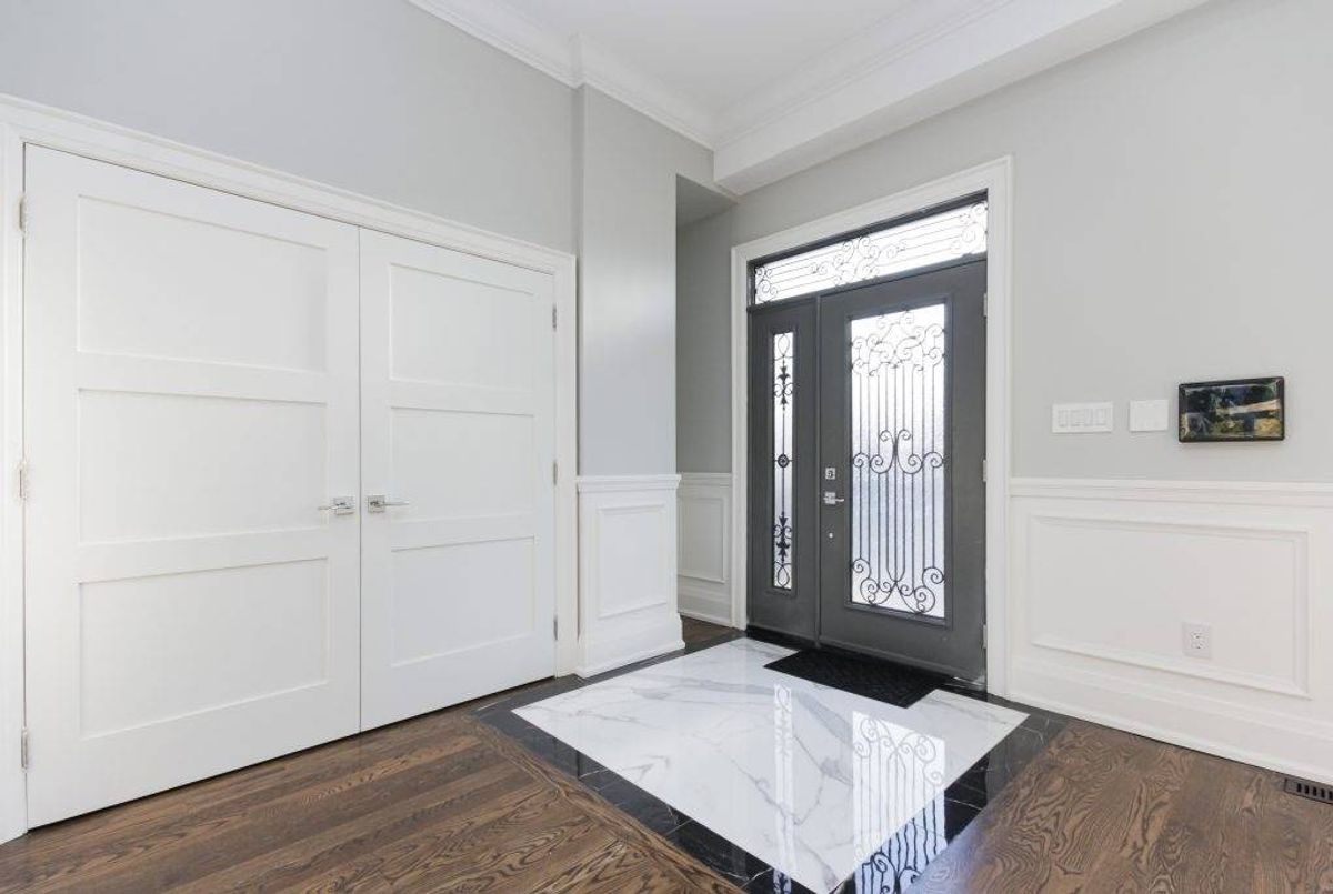 60 Adanac Dr 60 Adanac Dr Toronto