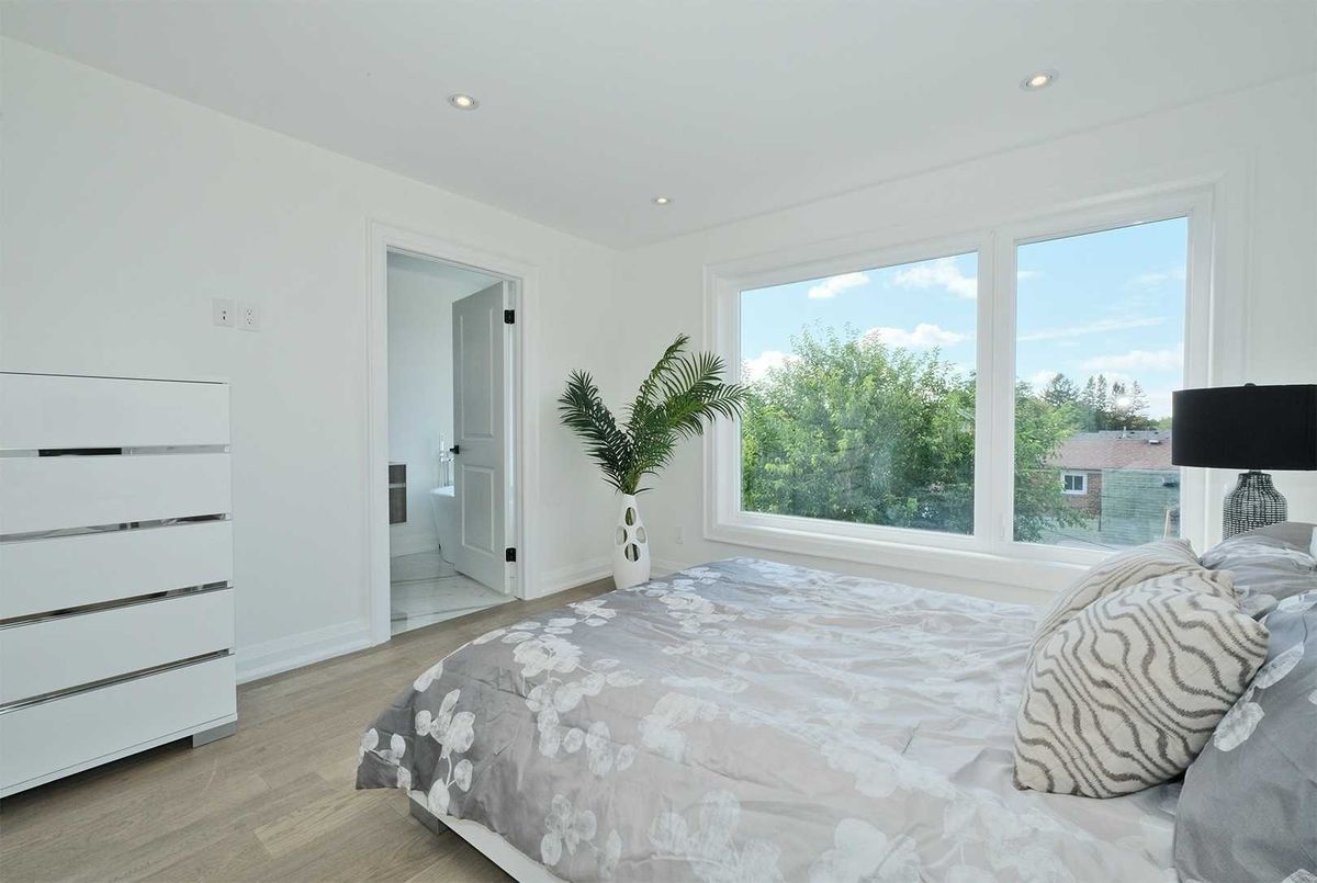 212 Woodmount Ave 212 Woodmount Ave Toronto