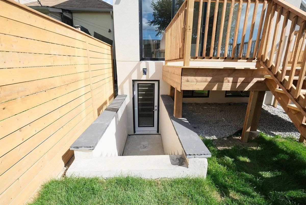 212 Woodmount Ave 212 Woodmount Ave Toronto