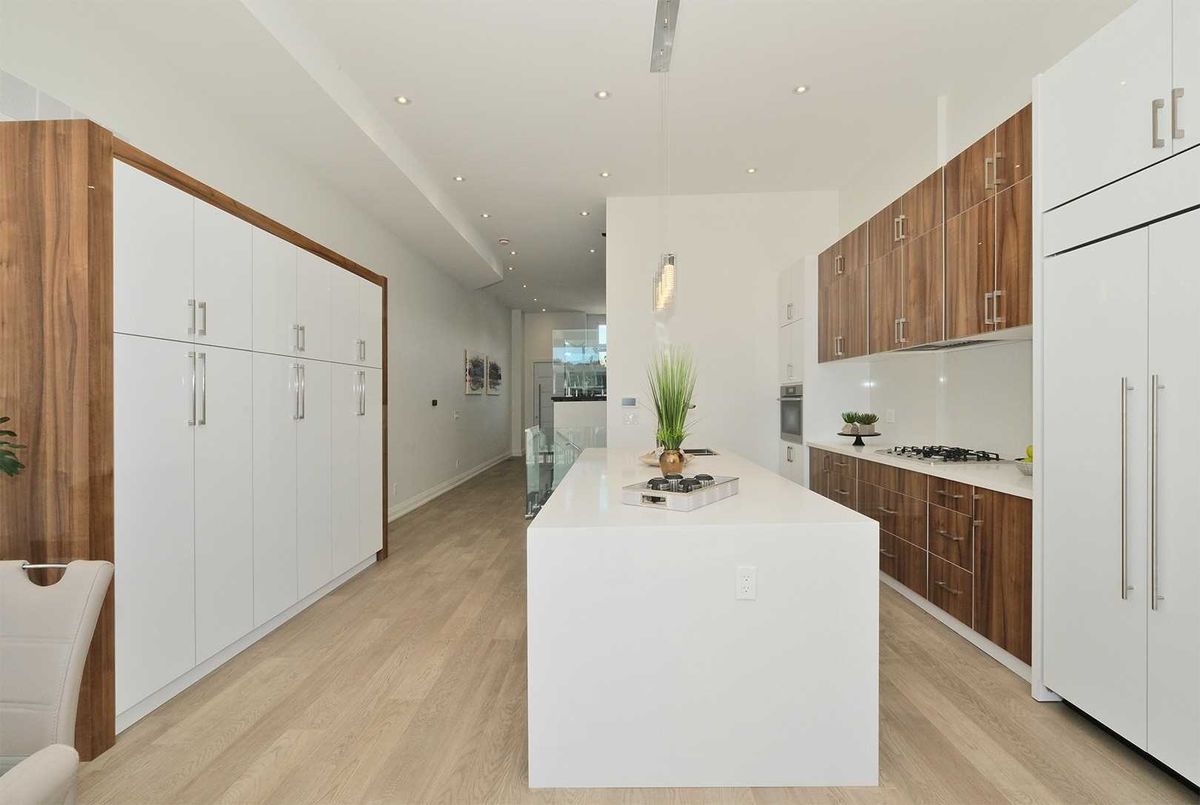 212 Woodmount Ave 212 Woodmount Ave Toronto