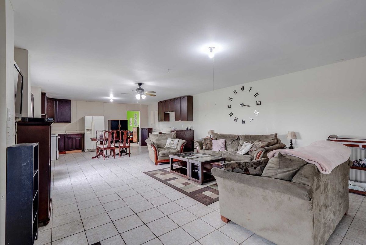 6353 Country Lane 6353 Country Lane Whitby