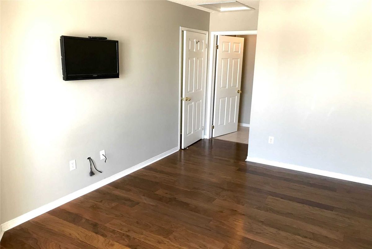 14-1623 Pickering Pkwy 14-1623 Pickering Pkwy Pickering