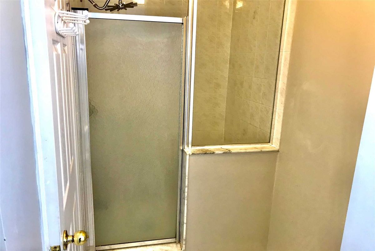 14-1623 Pickering Pkwy 14-1623 Pickering Pkwy Pickering