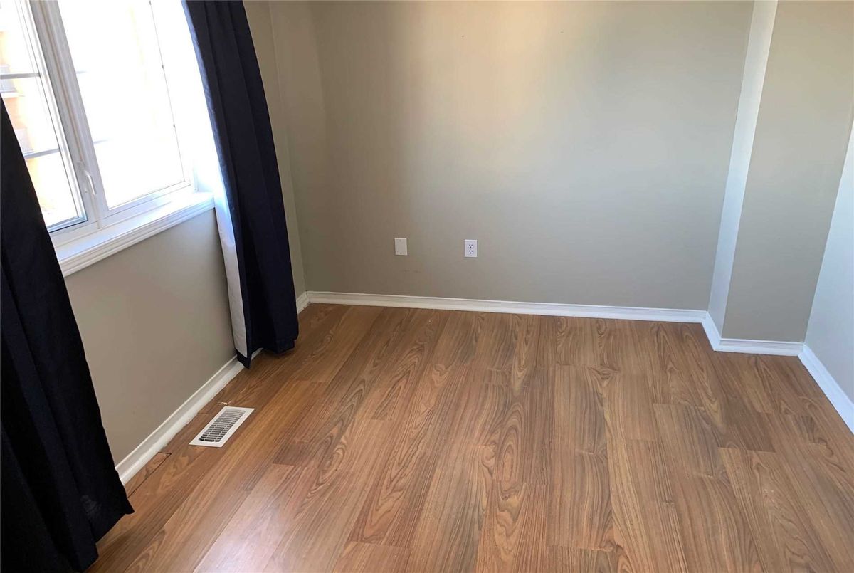 14-1623 Pickering Pkwy 14-1623 Pickering Pkwy Pickering
