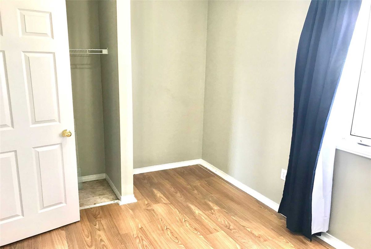 14-1623 Pickering Pkwy 14-1623 Pickering Pkwy Pickering
