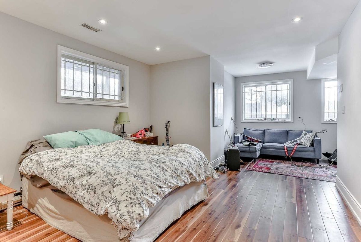 407 Ontario St 407 Ontario St Whitby