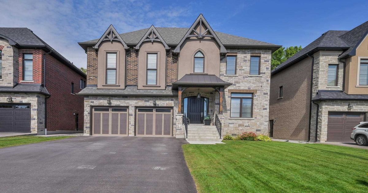 874 Taplin Dr Pickering
