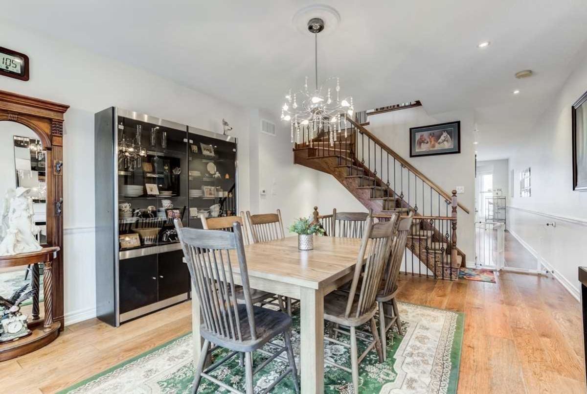 62 Woodbine Ave 62 Woodbine Ave Toronto