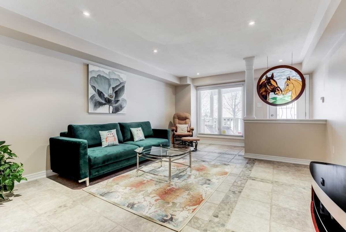62 Woodbine Ave 62 Woodbine Ave Toronto