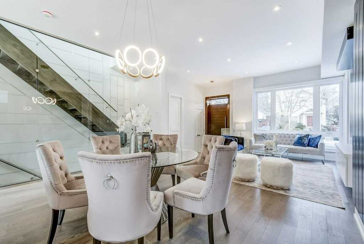 18 Mckayfield Rd 18 Mckayfield Rd Toronto