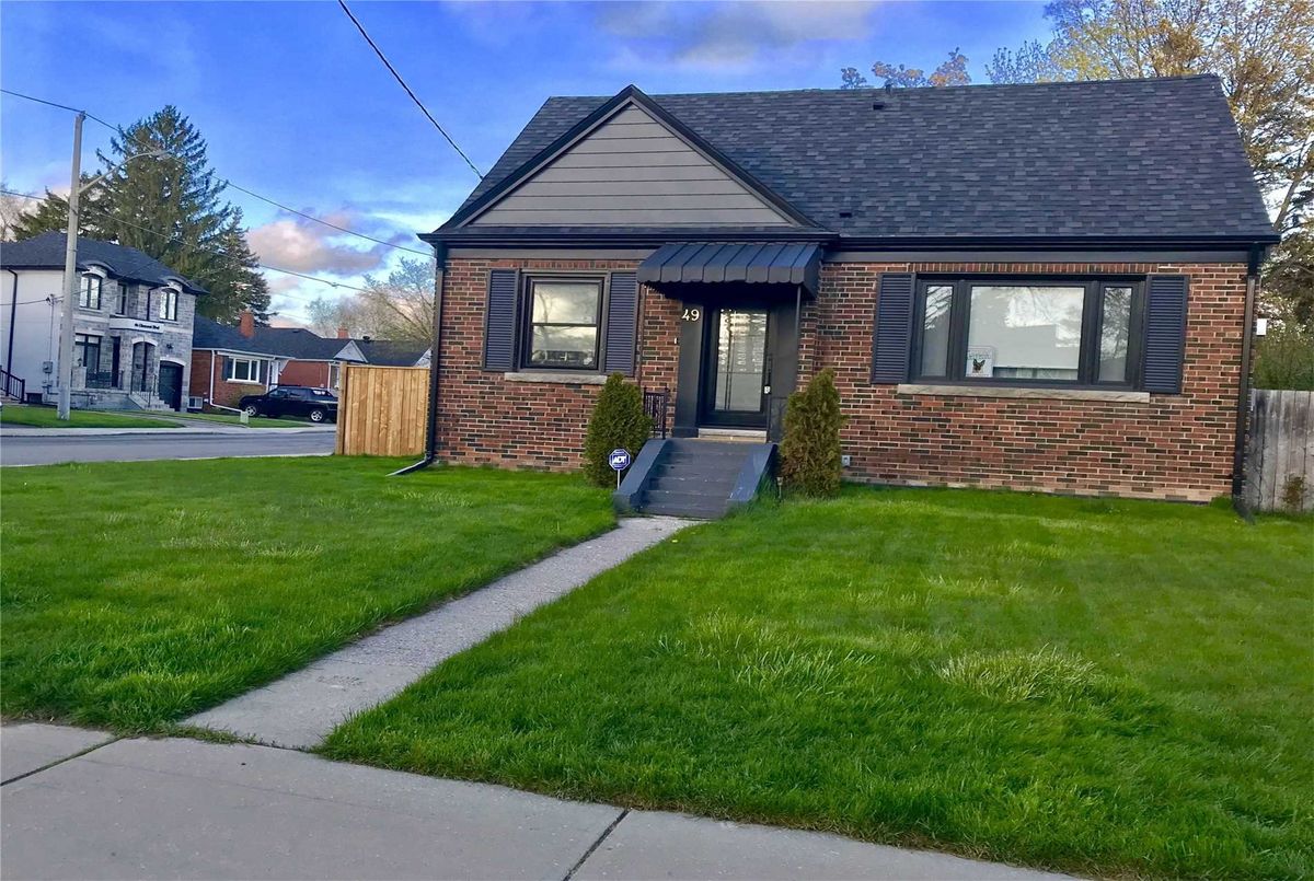 49 Plaxton Dr 49 Plaxton Dr Toronto