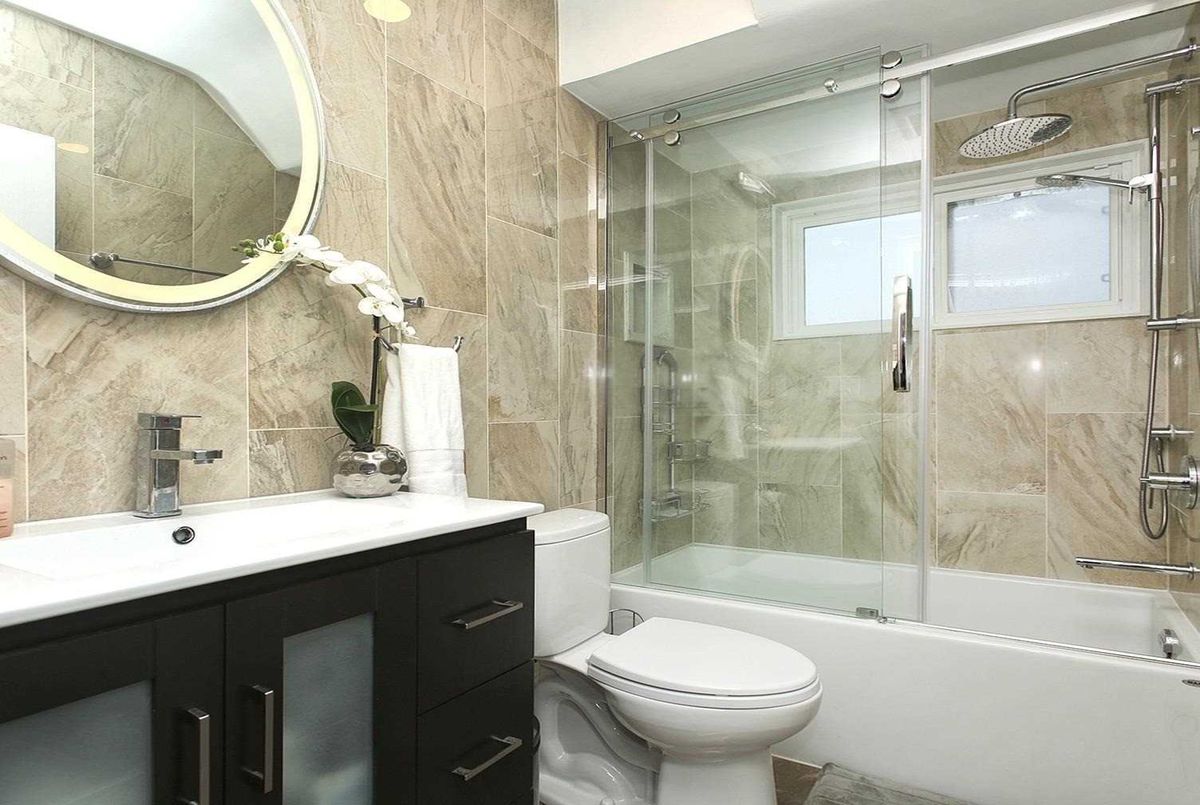 49 Plaxton Dr 49 Plaxton Dr Toronto