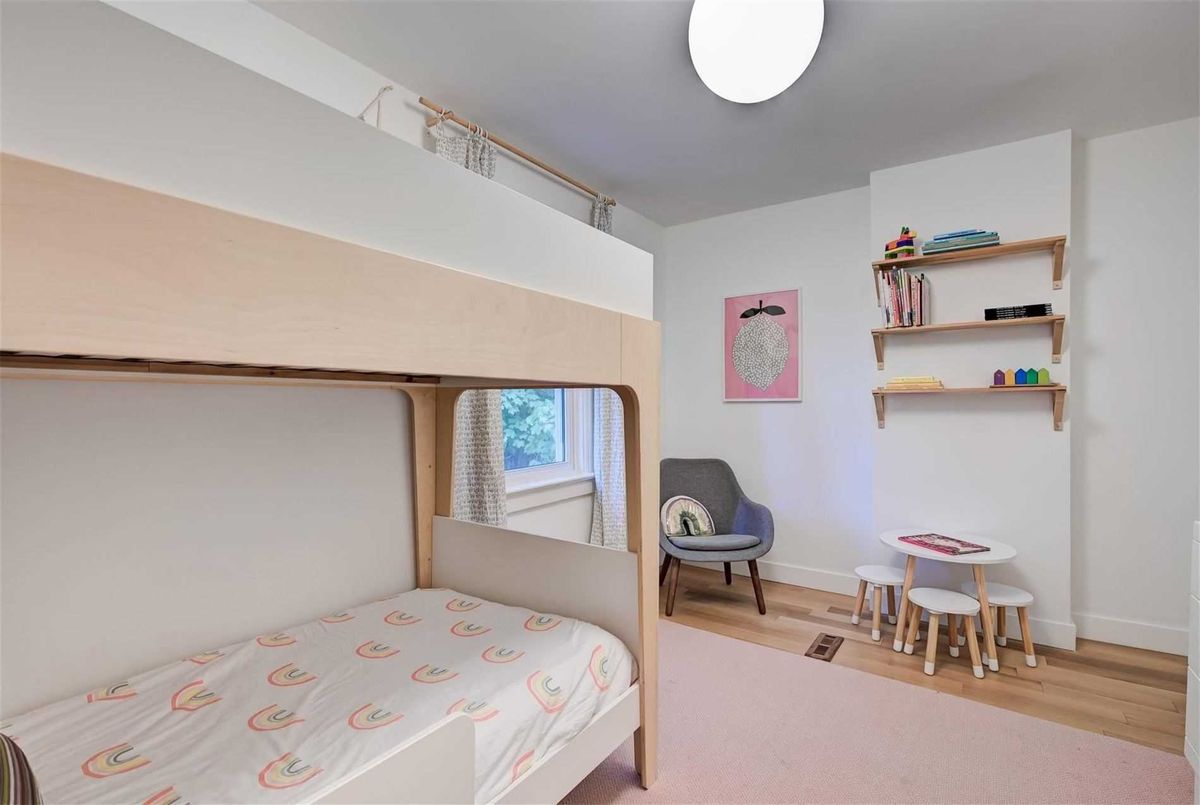 339 Scarborough Rd 339 Scarborough Rd Toronto