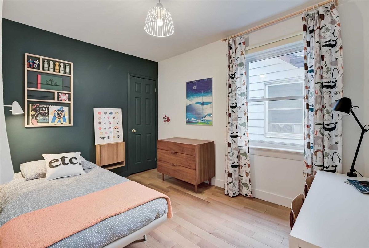 339 Scarborough Rd 339 Scarborough Rd Toronto