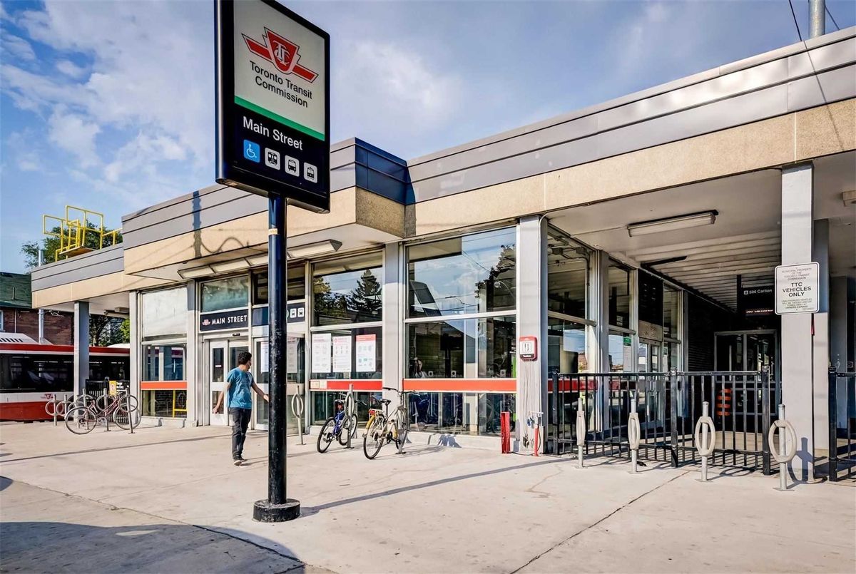 339 Scarborough Rd 339 Scarborough Rd Toronto