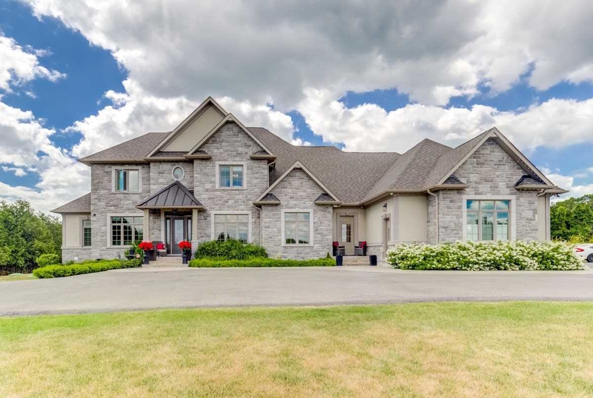 3240 Salem Rd 3240 Salem Rd Pickering