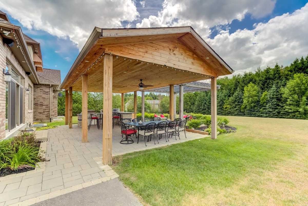 3240 Salem Rd 3240 Salem Rd Pickering