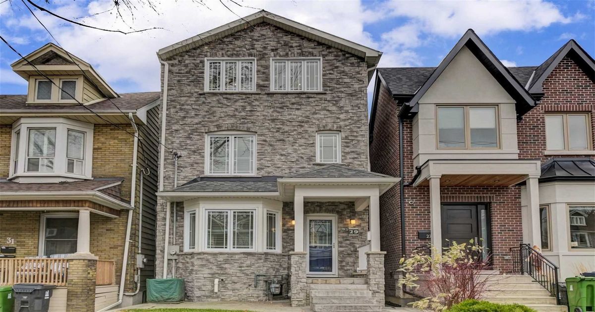 29 Baltic Ave Toronto