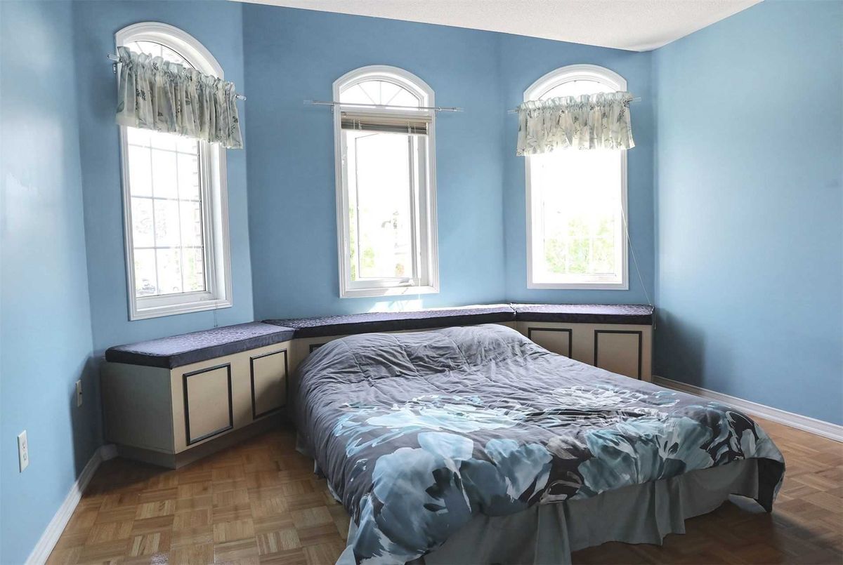 img-gallery