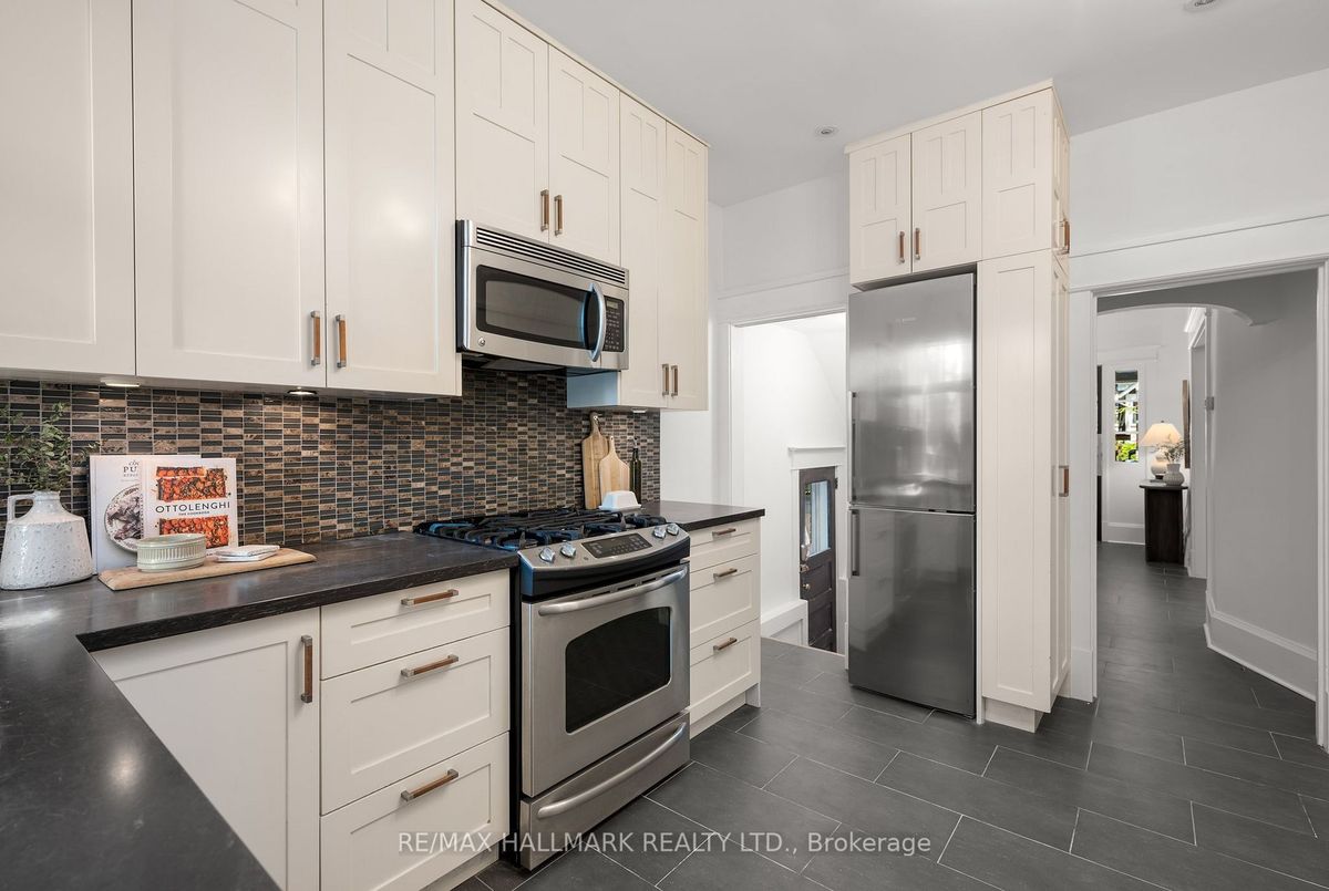 80 Normandy Blvd 80 Normandy Blvd Toronto