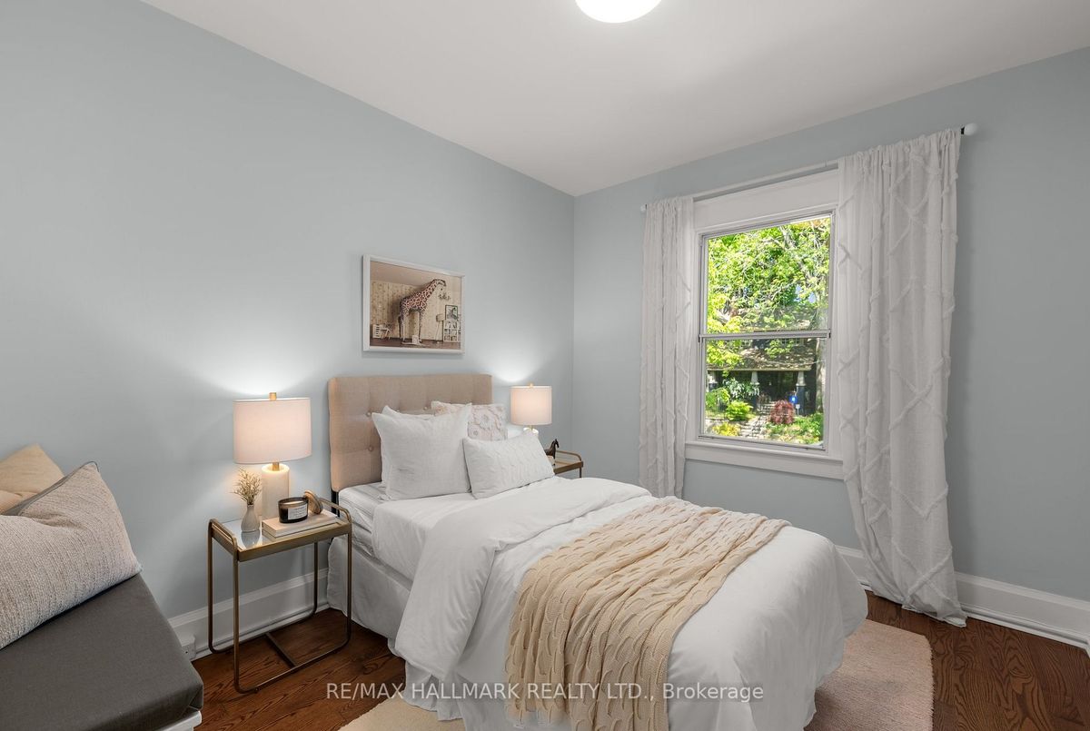 80 Normandy Blvd 80 Normandy Blvd Toronto
