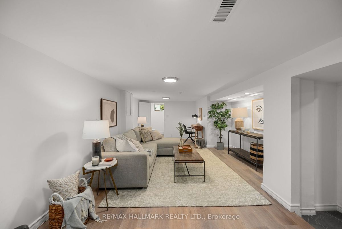 80 Normandy Blvd 80 Normandy Blvd Toronto