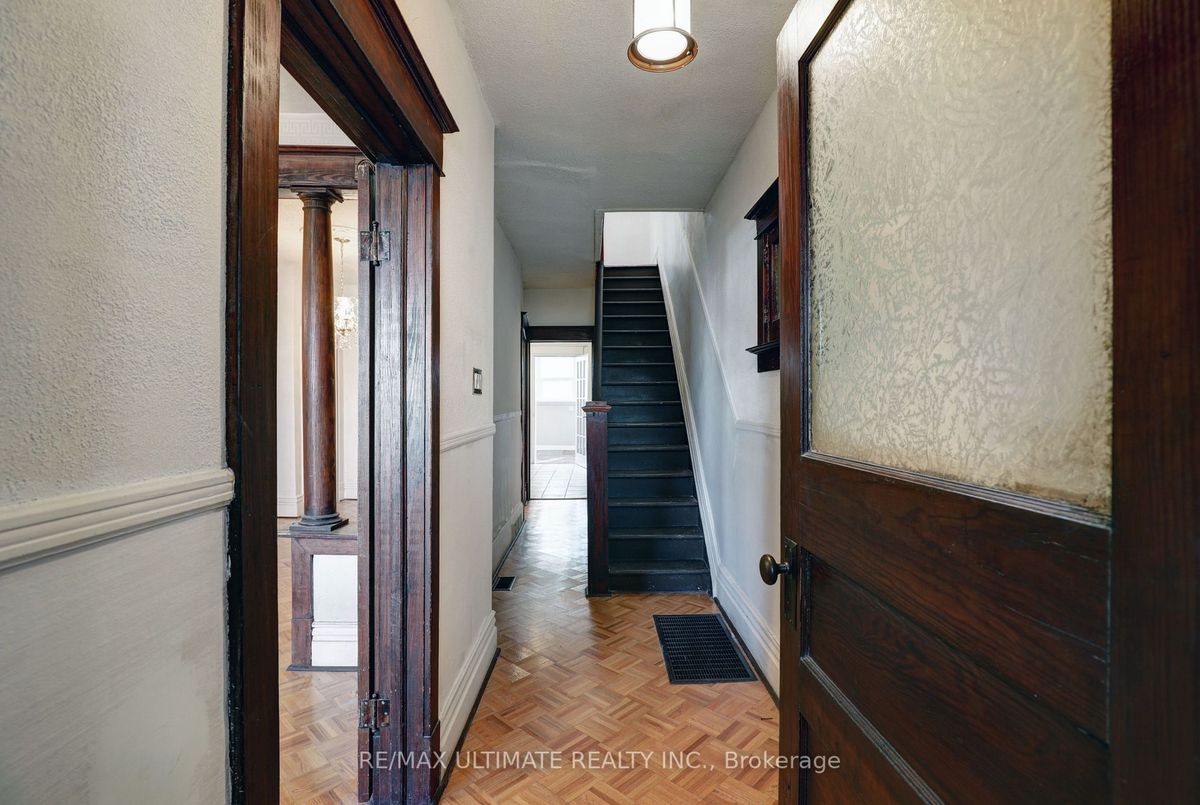 img-gallery