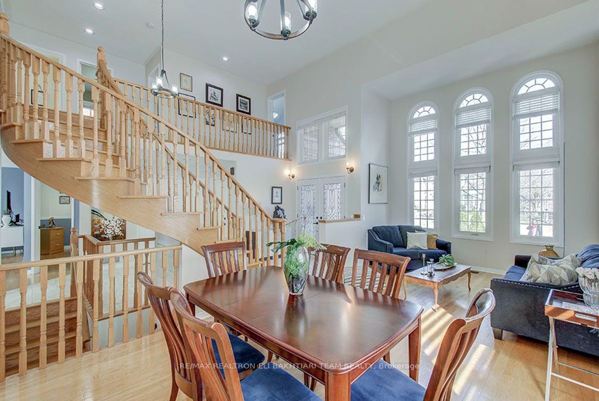img-gallery