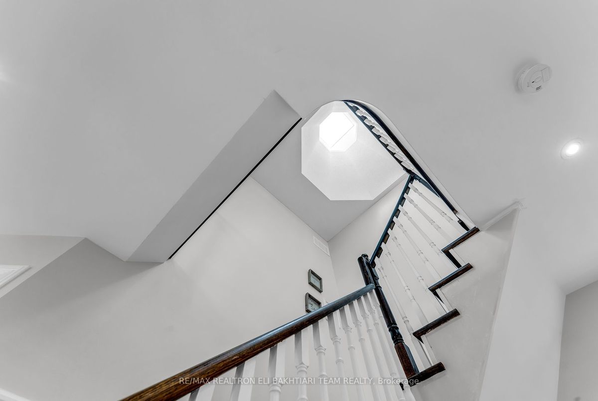 img-gallery