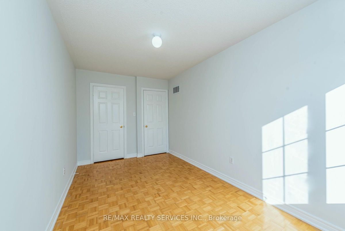 img-gallery