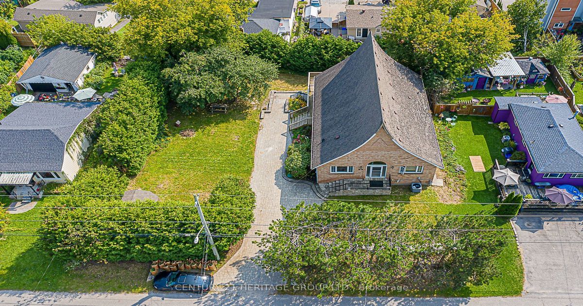 21 Windsor Drive N Whitchurch-Stouffville