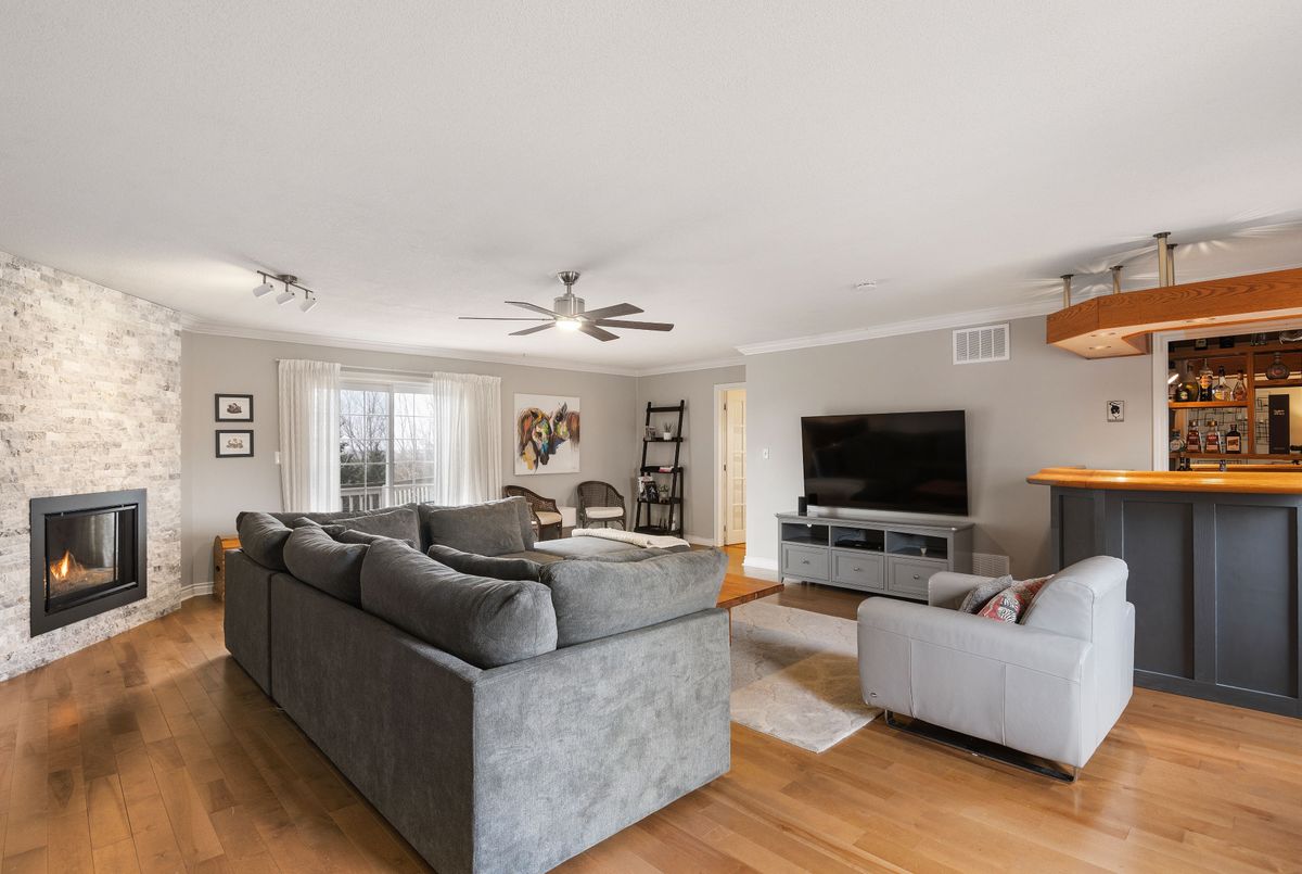 img-gallery