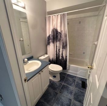 Residential Freehold 289 Warner Crescent Newmarket For {
  "AboveGradeFinishedArea": 0,
  "AboveGradeFinishedAreaSource": "",
  "AboveGradeFinishedAreaUnits": "",
  "Acreage": "",
  "Active": false,
  "Address": "289 Warner Crescent",
  "AirConditioning": "Central Air",
  "AirConditioningYN": false,
  "Amps": "",
  "Appliances": "",
  "ApproxAge": "",
  "ApproxSquareFootage": "1500-2000",
  "Area": "York",
  "AssessmentYear": "",
  "AssignmentYN": false,
  "AssociationAmenities": "",
  "AssociationFee": "",
  "AssociationFeeIncludes": "",
  "AssociationName": "",
  "AssociationYN": false,
  "Balcony": "",
  "Basement": "Unfinished",
  "BasementYN": false,
  "BathroomsFull": 0,
  "BathroomsHalf": 0,
  "Bedrooms": 3,
  "BedroomsDisplay": "3",
  "BedroomsPlus": 0,
  "BedroomsTotal": 3,
  "BelowGradeFinishedArea": 0,
  "BelowGradeFinishedAreaSource": "",
  "BelowGradeFinishedAreaUnits": "",
  "Board": "Toronto Regional Real Estate Board",
  "BuilderName": "",
  "BuildingAreaTotal": "",
  "BuildingAreaUnits": "",
  "BuildingName": "",
  "BusinessName": "",
  "BusinessType": "",
  "BuyerAgencyCompensation": "Half Months Rent Plus HST",
  "BuyerAgencyCompensationType": "",
  "BuyerAgentAOR": "",
  "BuyerAgentEmail": "",
  "BuyerAgentFullName": "",
  "BuyerAgentId": "",
  "BuyerAgentMlsId": "",
  "BuyerAgentPhone": "",
  "BuyerOfficeId": "",
  "BuyerOfficeMlsId": "",
  "BuyerOfficeName": "",
  "BuyerOfficePhone": "",
  "CarportSpaces": 0,
  "Category": "MLS",
  "ChattelsYN": false,
  "City": "Newmarket",
  "ClassSearch": "Residential",
  "ClosedDate": "2025-05-30T00:00:00",
  "CoListAgentDesignation": "",
  "CoListAgentEmail": "",
  "CoListAgentID": "",
  "CoListAgentMLSID": "",
  "CoListAgentName": "",
  "CoListAgentPhone": "",
  "CoListOfficeID": "087000",
  "CoListOfficeMLSID": "087000",
  "CoListOfficeName": "ROYAL LEPAGE YOUR COMMUNITY REALTY",
  "CommercialCondoFee": "",
  "CommercialCondoFeeFrequency": "",
  "CommercialCondoFees": "",
  "Commission": "Half Months Rent Plus HST",
  "Community": "Summerhill Estates",
  "CommunityFeatures": "",
  "Condition": "",
  "ConditionOfSale": "",
  "CondoCorpNumber": "",
  "ConsentToAdvertiseYN": true,
  "ConstructionMaterials": "Brick",
  "ContactAfterExpiryYN": false,
  "ContractDate": "2025-04-03T00:00:00",
  "Cooling": "Central Air",
  "CoolingYN": false,
  "Country": "CA",
  "CoverPhoto": "https://media.remarketer.ca/PROPTX/N12059264-1.jpg?tr=di-propertynoimage_pj5ksb5iM,f-jpg,q-90",
  "CrossStreet": "Yonge/Mulock",
  "DaysOnMarket": 7,
  "DepositRequired": "True",
  "Directions": "Yonge/Mulock",
  "Disclosures": "",
  "DisplayAddress": "289 Warner Crescent",
  "DisplayAddressYN": true,
  "DistributeToInternetYN": true,
  "Drive": "",
  "Electric": "",
  "ElectricExpense": "",
  "ElectricOnPropertyYN": false,
  "ElectricYN": false,
  "ElementarySchool": "",
  "ElevatorYN": false,
  "Exclusions": "",
  "Expenses": "",
  "ExpiryDate": "2025-07-31T00:00:00",
  "Exposure": "",
  "Exterior": "",
  "ExteriorFeatures": "",
  "Extras": "",
  "FamilyRoom": "",
  "FireplaceTotal": 0,
  "FireplaceYN": true,
  "Flooring": "",
  "FloorPlans": "",
  "FoundationDetails": "Concrete",
  "Franchise": "",
  "FranchiseYN": false,
  "FurnishedYN": false,
  "GarageSpaces": 1,
  "GarageType": "Built-In",
  "GarageYN": true,
  "GasYN": false,
  "Geometry": {
    "lon": -79.494111,
    "lat": 44.038072
  },
  "GymYN": false,
  "HeatingYN": false,
  "HeatSource": "Gas",
  "HeatType": "Forced Air",
  "HighSchool": "",
  "HoldoverDays": "60",
  "id": "N12059264_PROPTX",
  "IDX": "Y",
  "IDXYN": true,
  "Inclusions": "Existing Appliances (Fridge/Stove/Hood Fan/Dishwasher/Washer/Dryer) Window Coverings",
  "InteriorFeatures": "Auto Garage Door Remote",
  "Kitchens": 1,
  "KitchensPlus": 0,
  "LandLeaseAmount": "",
  "LandLeaseYN": false,
  "LastStatus": "Lsd",
  "Latitude": 44.038072,
  "LaundryFeatures": "In Basement",
  "LaundryLevel": "Lower Level",
  "Lease": "",
  "LeaseAgreement": "12 Months",
  "LeaseAgreementYN": true,
  "LeaseFrequency": "",
  "LeaseTerm": "12 Months",
  "LegalDescription": "",
  "Level": "",
  "ListAgentDesignation": "",
  "ListAgentEmail": "",
  "ListAgentID": "1127034",
  "ListAgentMLSID": "1127034",
  "ListAgentName": "PHILIP ACCARDI, Salesperson",
  "ListAgentPhone": "",
  "ListAOR": "Toronto Regional Real Estate Board",
  "ListBrokerage": "ROYAL LEPAGE YOUR COMMUNITY REALTY",
  "ListingEntryDate": "2025-04-03T14:38:51",
  "ListingId": "N12059264",
  "ListingKey": "N12059264",
  "ListOfficeID": "087000",
  "ListOfficeMLSID": "087000",
  "ListOfficePhone": "",
  "ListPrice": 3250,
  "ListPricePerUnit": 0,
  "ListPriceUnit": "",
  "LivingArea": "1500-2000",
  "LivingAreaSource": "",
  "LivingAreaUnits": "",
  "Locker": "",
  "Longitude": -79.494111,
  "LotDepth": 0,
  "LotFeatures": "",
  "LotFront": 19.47,
  "LotIrregularities": "",
  "LotShape": "",
  "LotSizeArea": "2514",
  "LotSizeAreaUnits": "",
  "LotSizeCode": "Feet",
  "LotSizeDimensions": "",
  "Maintenance": "",
  "Media": [],
  "MediaChangeTimestamp": "2025-04-03T14:38:52",
  "MLS": "N12059264",
  "MLSLastStatus": "Leased",
  "MLSNumber": "N12059264",
  "MLSStatus": "Leased",
  "Municipality": "Newmarket",
  "MunicipalityDistrict": "Newmarket",
  "NewConstructionYN": false,
  "NumberOfBuildings": 0,
  "NumberOfUnitsTotal": 0,
  "OccupantType": "Vacant",
  "OpenHouses": [],
  "OpenHouseYN": false,
  "OriginalPrice": 3250,
  "OwnershipType": "",
  "ParcelNumber": "035860212",
  "ParkingIncludedYN": false,
  "ParkingSpaces": 1,
  "PaymentFrequency": "",
  "PaymentMethod": "",
  "PetsPermitted": "",
  "PetsPermittedYN": false,
  "PhotoCount": 20,
  "PictureYN": false,
  "PoolFeatures": "None, Decommissioned",
  "PoolYN": true,
  "PossessionDate": "",
  "PostalCode": "L3X 2G6",
  "PreviousListPrice": 0,
  "PriceChange": false,
  "PriorMlsStatus": "New",
  "PrivateEntrance": "",
  "PrivateEntranceYN": true,
  "PrivateRemarks": "Looking For AAA Tenants Only, First & Last Months Deposit, Full Credit Report, Employment Letter, Recent Paystubs, ID, Rental Application, Proof Of Tenant Insurance, No Smoking. Tenant Responsible For All Utilities, Lawn Care and Snow Removal.  soldwithphil@gmail.com For Inquiries And Offers. Tenant/Tenant's Agent To Verify All Measurements. Thanks for Showing!",
  "PropertyAttachedYN": false,
  "PropertyCondition": "",
  "PropertyFeatures": "",
  "PropertyManagementCompany": "",
  "PropertyStyleSearch": "2 Storey",
  "PropertySubType": "Att/Row/Townhouse",
  "PropertySubTypeSearch": "Row/Townhouse",
  "PropertyType": "Residential Freehold",
  "PropertyTypeSearch": "Residential",
  "Province": "ON",
  "PublicRemarks": "Move in Ready 3 Bed/3 Bath Townhome, Located In One Of The Most Sought After Communities In The Heart Of Newmarket (Summerhill) Featuring New Modern Kitchen Cabinets with Quartz CounterTop & Ceramic Backsplash, Freshly Painted Throughout, Primary Bedroom with 4pc Ensuite & W/I Closet, Second Floor Family Room with Gas F/P and 9ft ceilings, Large Private Backyard, Conveniently Located Close To Yonge, Newmarket Go Bus Station And Upper Canada Mall & Much More.",
  "PurchaseContractDate": "2025-04-10T00:00:00",
  "RemarksForClients": "Move in Ready 3 Bed/3 Bath Townhome, Located In One Of The Most Sought After Communities In The Heart Of Newmarket (Summerhill) Featuring New Modern Kitchen Cabinets with Quartz CounterTop & Ceramic Backsplash, Freshly Painted Throughout, Primary Bedroom with 4pc Ensuite & W/I Closet, Second Floor Family Room with Gas F/P and 9ft ceilings, Large Private Backyard, Conveniently Located Close To Yonge, Newmarket Go Bus Station And Upper Canada Mall & Much More.",
  "Restricted": true,
  "RetirementYN": false,
  "RoadFrontageType": "",
  "RoadSurfaceType": "",
  "RollNumber": "194804020431738",
  "Roof": "Asphalt Shingle",
  "Rooms": [],
  "RoomsAboveGrade": 8,
  "RoomsBelowGrade": 0,
  "RoomsTotal": 0,
  "RoomsYN": false,
  "RTimestampSql": "2026-03-01T20:13:27.14",
  "SaleLease": "Lease",
  "SalesBrochure": "",
  "Sauna": "",
  "SaunaYN": false,
  "Sewers": "Sewer",
  "ShowingInstruction": "Lockbox",
  "SignOnPropertyYN": false,
  "Sold": true,
  "SoldDate": "2025-04-10T00:00:00",
  "SoldPrice": 3100,
  "Source": "PROPTX",
  "SourceSystemID": "A00001796",
  "SpaFeatures": "",
  "SpaYN": false,
  "SPLP": 95,
  "SqFtRangeMax": 2000,
  "SqFtRangeMin": 1500,
  "SqFtTotal": 0,
  "StandardStatus": "Closed",
  "Status": "U",
  "Stories": "",
  "StoriesTotal": "",
  "StreetAbbreviation": "",
  "StreetDirection": "",
  "StreetName": "Warner",
  "StreetNumber": "289",
  "StreetSuffix": "Crescent",
  "StreetSuffixCode": "",
  "StructureType": "",
  "Style": "2-Storey",
  "SubLeaseYN": false,
  "Summary": "listingkey:N12059264 | mls_number:N12059264 | address:289 Warner Crescent, Newmarket, ON L3X 2G6 | community:Summerhill Estates | property_type:Residential Freehold | property_subtype:Att/Row/Townhouse | building_type:Att/Row/Townhouse | building_style:2-Storey | list_price:3250 | list_date:4/3/2025 2:38:51 PM | sold_price:3100 | sold_date:4/10/2025 12:00:00 AM | bed:3 | bath:3 | active:False | sold:True | source:PROPTX | transaction:Lease | listing_office:ROYAL LEPAGE YOUR COMMUNITY REALTY | thumbnail:https://media.remarketer.ca/PROPTX/N12059264-1.jpg?tr=di-propertynoimage_pj5ksb5iM,f-jpg,w-600,h-600,q-90,c-maintain_ratio,fo-center",
  "SurveyType": "None",
  "SurveyYear": "",
  "SurveyYN": false,
  "TaxAssessedValue": "",
  "Taxes": 0,
  "TaxLegalDescription": "",
  "TaxYear": "",
  "TenantPays": "",
  "Thumbnail": "https://media.remarketer.ca/PROPTX/N12059264-1.jpg?tr=di-propertynoimage_pj5ksb5iM,f-jpg,w-600,h-600,q-90,c-maintain_ratio,fo-center",
  "TimeShareYN": false,
  "TimestampSql": "2025-04-14T14:42:47",
  "TMI": "",
  "TotalArea": "",
  "TotalAreaUnit": "",
  "TotalParkingSpaces": 2,
  "Type": "Att/Row/Townhouse",
  "TypeSearch": "Row/Townhouse",
  "UFFI": "",
  "UnitNumber": "",
  "Units": "",
  "UnparsedAddress": "289 Warner Crescent, Newmarket, ON L3X 2G6",
  "Use": "",
  "Utilities": "",
  "UtilityExpenses": "",
  "View": "",
  "VirtualTour3DURL": "",
  "VirtualTourURL": "",
  "VirtualTourURLUnbranded": "",
  "Volts": "",
  "Warranty": "",
  "WarrantyYN": false,
  "Washrooms": 3,
  "Water": "Municipal",
  "WaterBodyName": "",
  "WaterBodyType": "",
  "WaterExpense": "",
  "Waterfront": "",
  "WaterFrontage": "",
  "WaterFrontageFt": "",
  "WaterfrontYN": false,
  "WaterIncluded": "",
  "WaterSupplyTypes": "Municipal",
  "WaterView": "",
  "WaterYN": false,
  "WellCapacity": "",
  "WellCapacityUnits": "",
  "WellDepth": "",
  "WellDepthUnits": "",
  "Winterized": "",
  "YearBuilt": "",
  "Zoning": ""
}.(string)property[