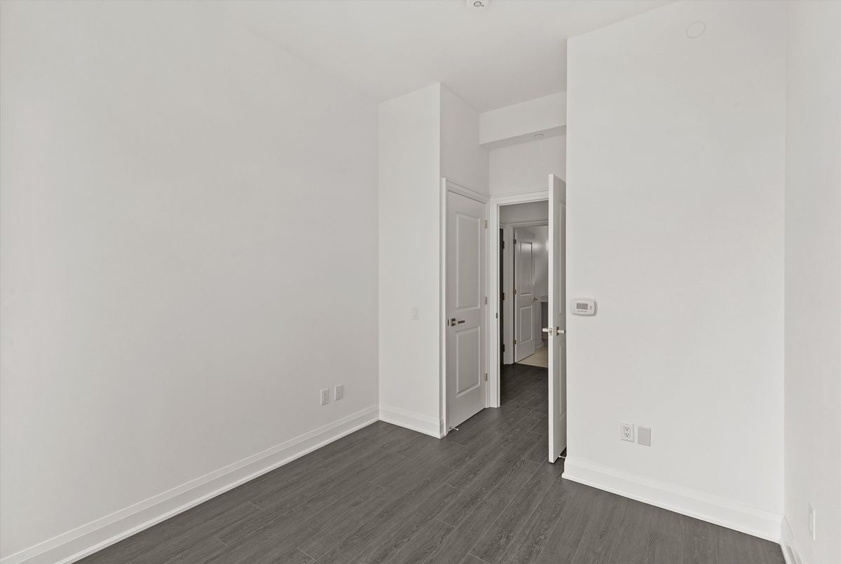 202-20 Gatineau Drive 202-20 Gatineau Drive Vaughan