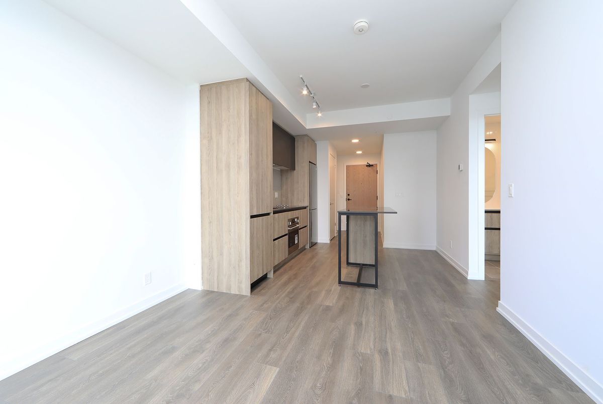 A-1217-7950 Bathurst Street A-1217-7950 Bathurst Street Vaughan
