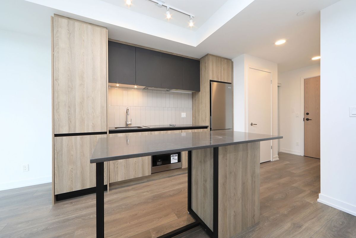 A-1217-7950 Bathurst Street A-1217-7950 Bathurst Street Vaughan