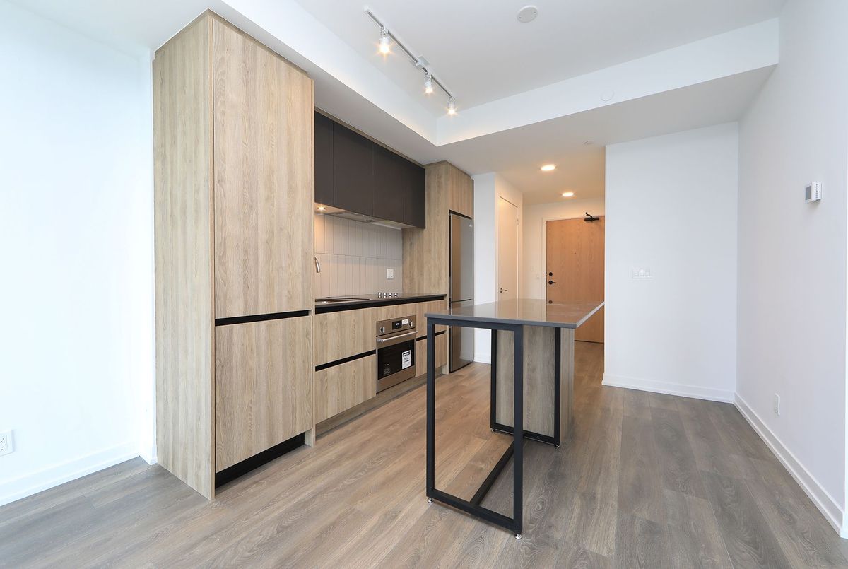 A-1217-7950 Bathurst Street A-1217-7950 Bathurst Street Vaughan