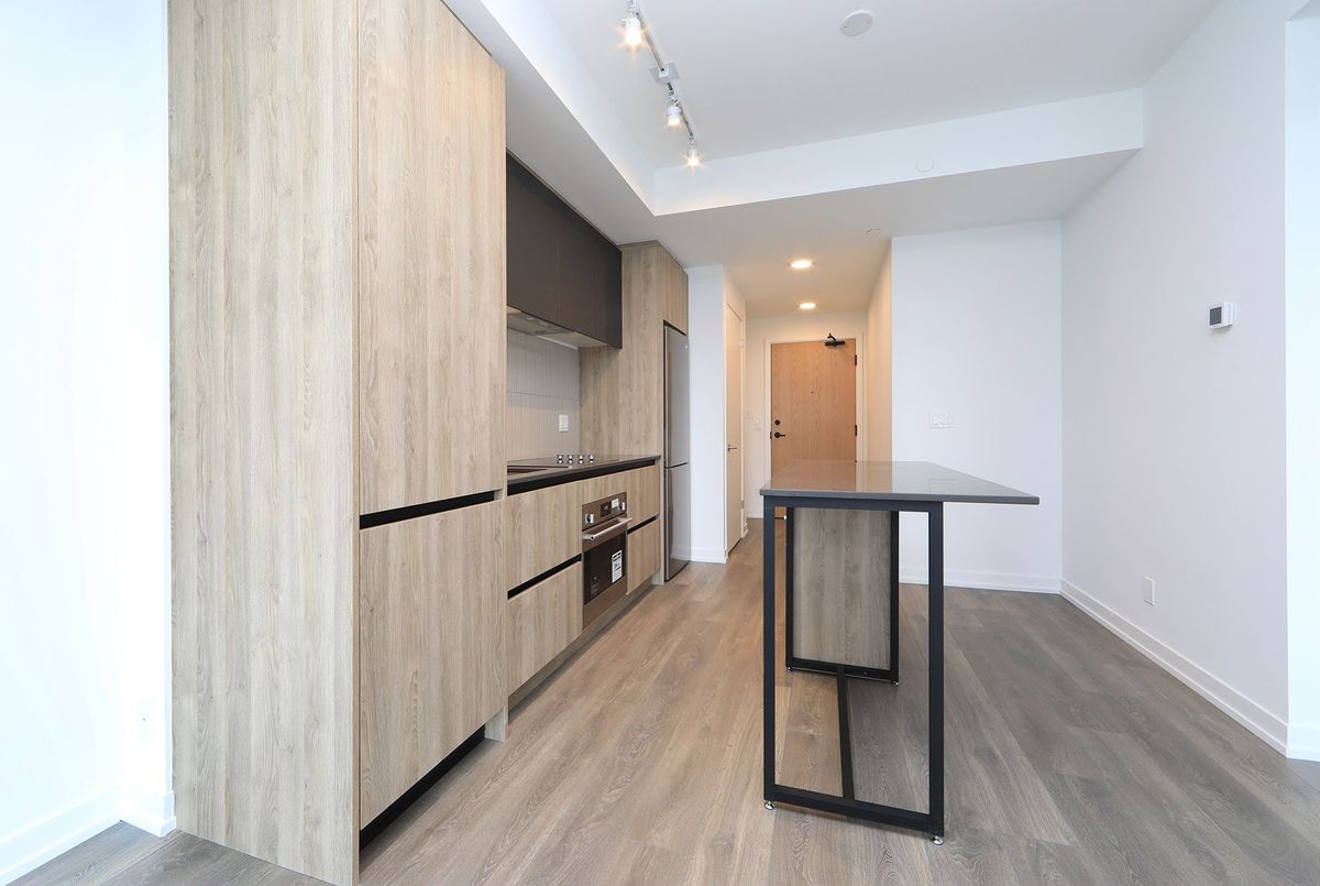 A-1217-7950 Bathurst Street A-1217-7950 Bathurst Street Vaughan